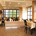 Coop Rozhen Hotel 3*