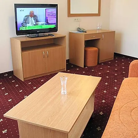 Coop Rozhen Hotel