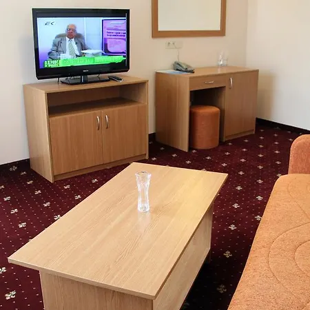 Coop Rozhen Hotel
